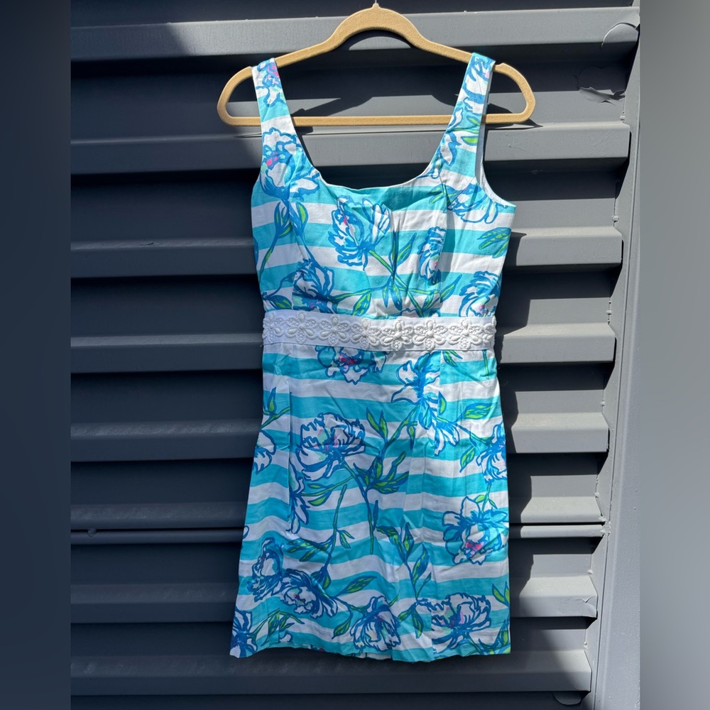 Lilly Pulitzer Blue and White Floral Women's Dress